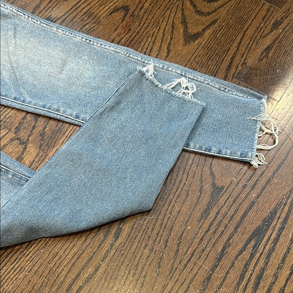 Madewell Curvy High Rise Skinny Jeans - lighter wash, stretchy, size 28 - Picture 5 of 5